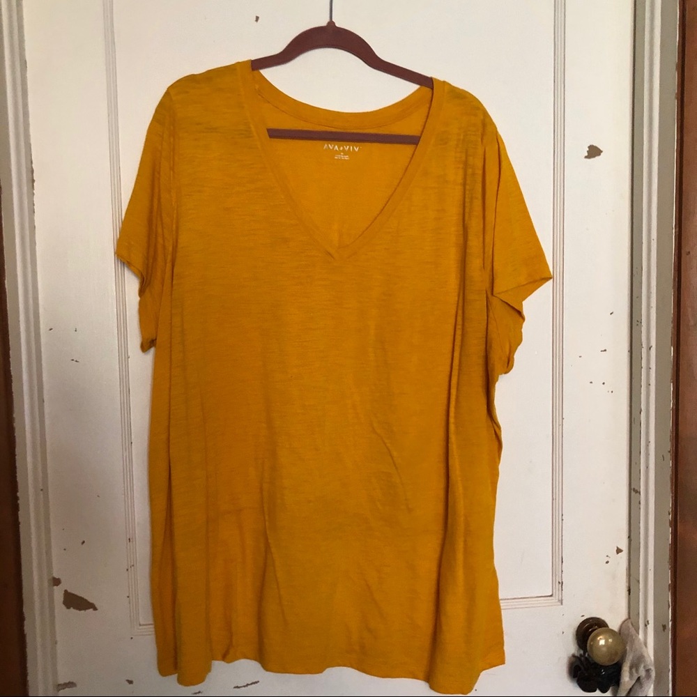 Ava & Viv v-neck